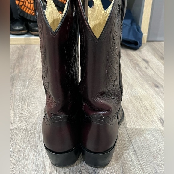 Men’s 11D Durango Black Cherry 11” Leather Stitch Cowboy Boots Great Condition - Picture 4 of 9